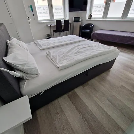Fewo-hm Hotel *